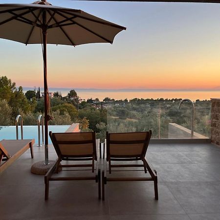 Lithos Villas - Nikiti Halkidiki Bagian luar foto