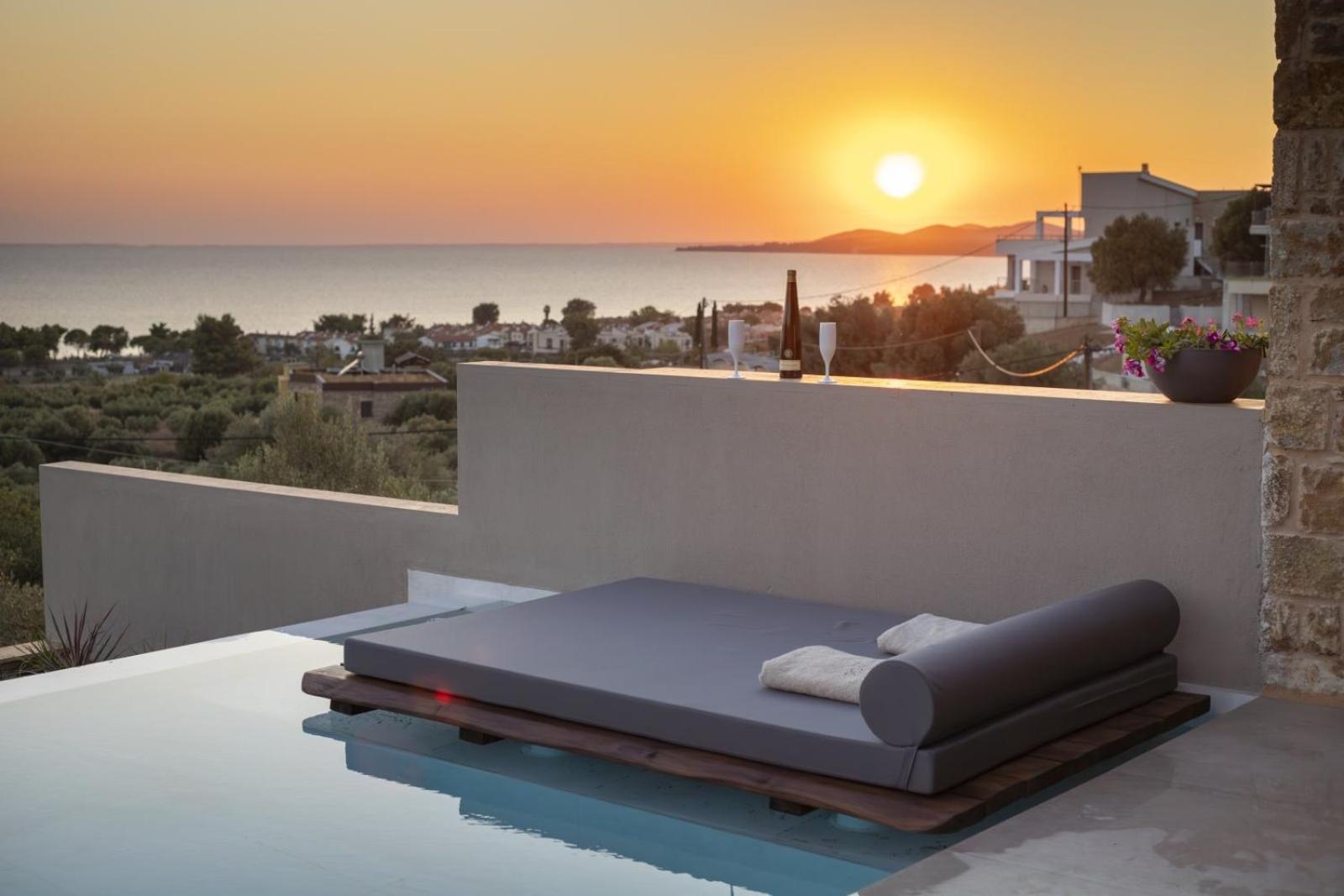 Lithos Villas - Nikiti Halkidiki Bagian luar foto